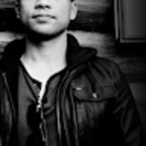 Meet your Posher, Dennis